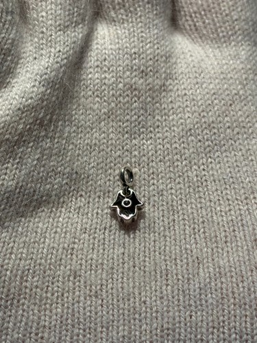Pandora hamsa hand mini - me,