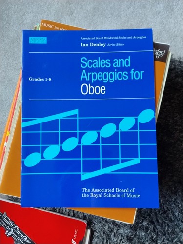 Scales and arpeggios for oboe - arpeggios,