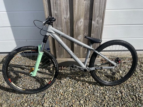 Custom build dirt - build, bike