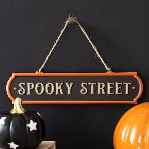 Spooky street hanging - spooky,