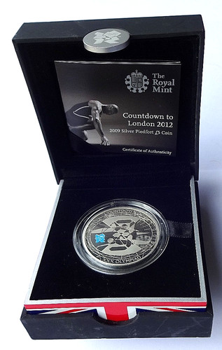 Cased royal mint - royal, count