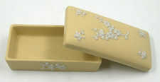 BEAUTIFUL WEDGWOOD PORCELAIN JASPERWARE PRIMROSE YELLOW PRUNUS TRINKET BOX