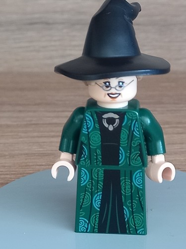 Lego harry potter mini figure - harry,