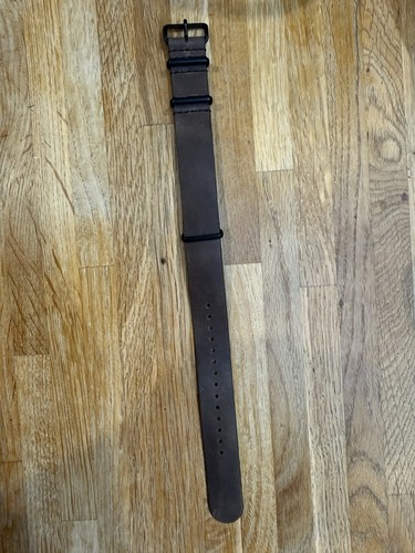 Dark brown select - brown, select-heure