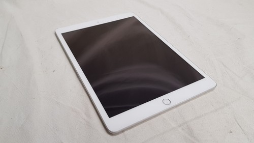 Apple a2197 ipad - 7th, gen