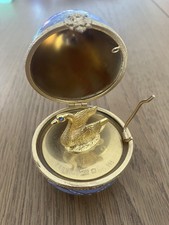 Faberge Imperial Swan Egg Limoges Porcelain Serial No. 995