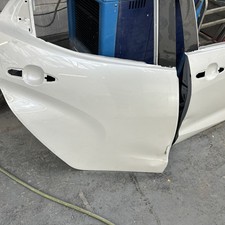 2023-2025 MAZDA 2 TOYOTA YARIS MK4 REAR DOOR DRIVER OFF RIGHT SIDE WHITE