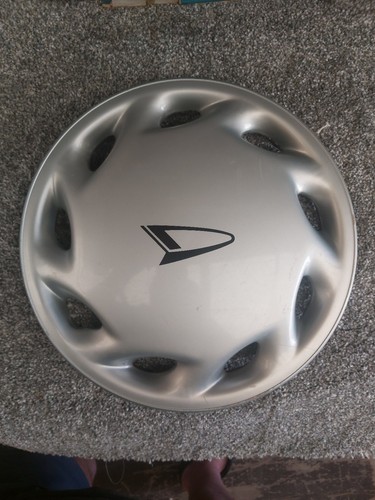Daihatsu hijet wheel trim hub - daihatsu,