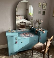 Dressing Table With Mirror -