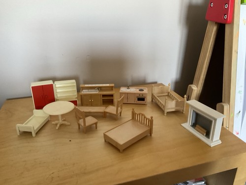 Dolls house furniture - furniture, bundle