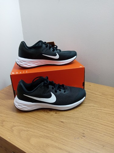 Nike revolution trainers - nike, size