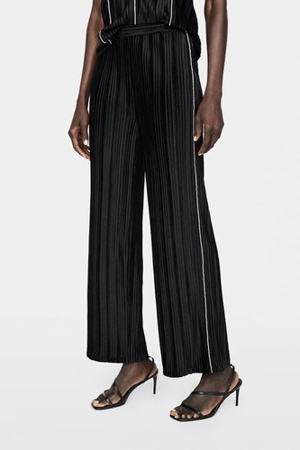 Zara bnwts black velvet - ,