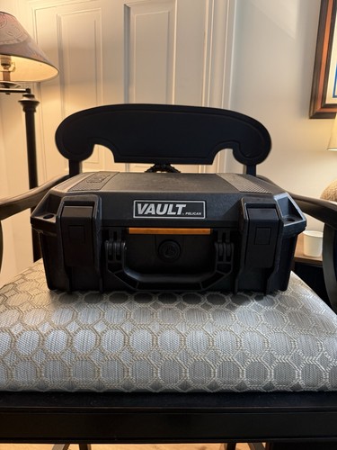 Pelican vault v200 - v200, pistol