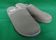 Fly Flot women's slip-on mesh