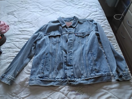 Levis distressed jeans jacket - jeans,