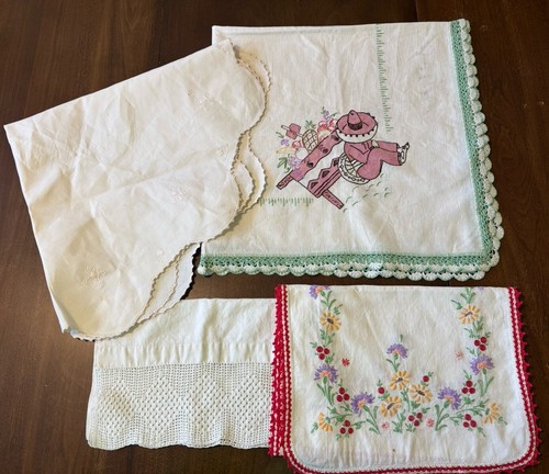 Vtg embroider tablecloth - 4,