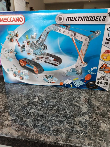 New sealed meccano - new,