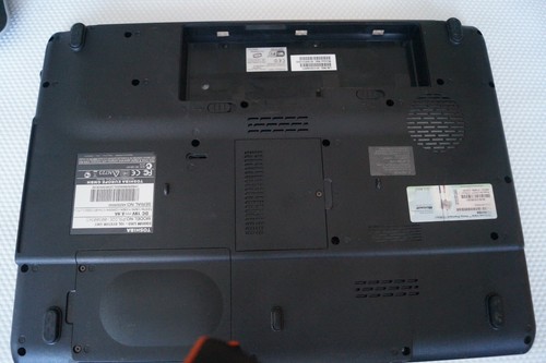 Bottom base housing v000140270 - bottom,