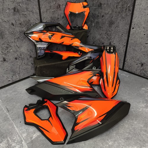 Plastics graphics ktm 690 - plastics,