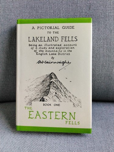 Wainwright pictorial guide - wainwright, -a