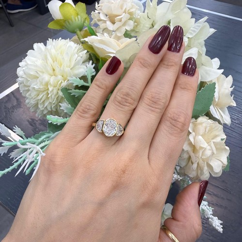Oval with half moon diamond - with,