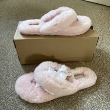 UGG Women's Fluff Flip Flop
