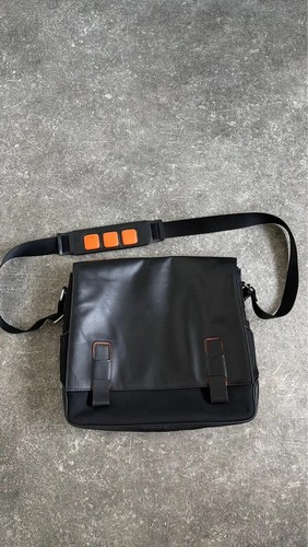Aquascutum land rover - aquascutum,
