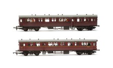 HORNBY 'OO' GAUGE PAIR OF BR RED/MAROON WESTERN REGION W187W/W196W COACHES