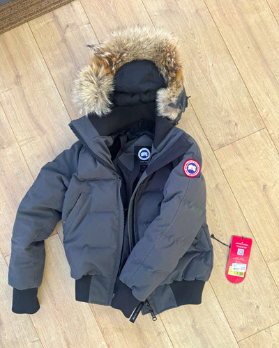 100 authentic canada goose - 100%,
