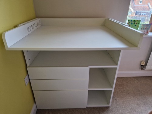 Ikea smastad baby - baby, changing