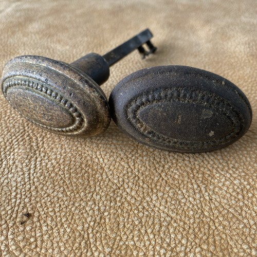 Vintage metal oval - vintage, door