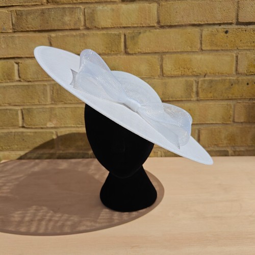 White large fascinator - large,