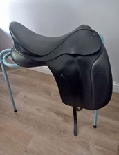 Bates Caprilli black leather adjustable dressage saddle 18"