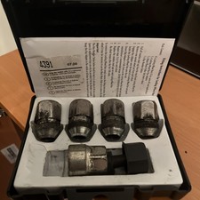 TOYOTA LOCKING WHEEL NUT SET