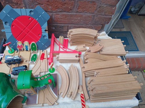 Wooden train set - wooden,