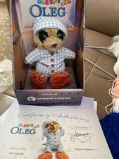 - Meerkat Toy in Cardboard