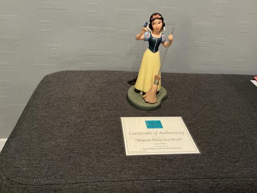 Wdcc snow white whistle - snow, white.