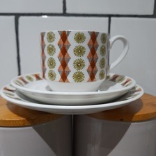 Vintage Midwinter Chevron Cup