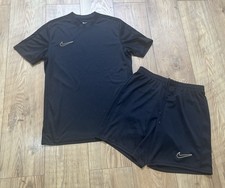Nike Black And Gold Dri Fit