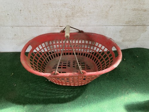 Vintage plastic farm - plastic, mesh