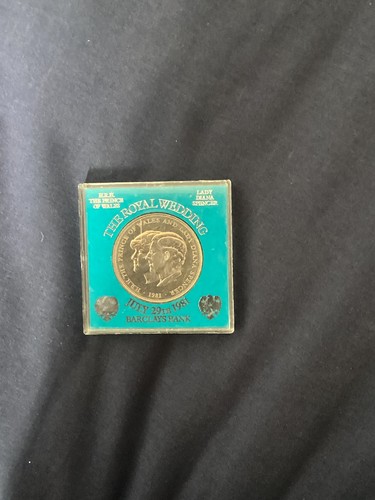 Royal wedding 1981 - royal, crown