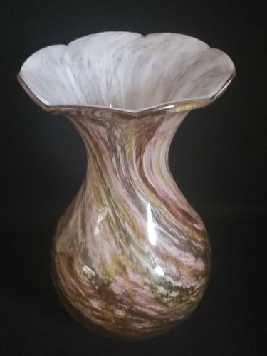Isle wight glass vase alum - of,