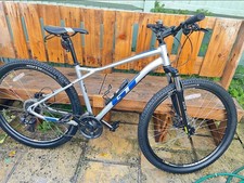 GT Aggressor  Men's Mountain Bike Medium Hydraulic  Brakes