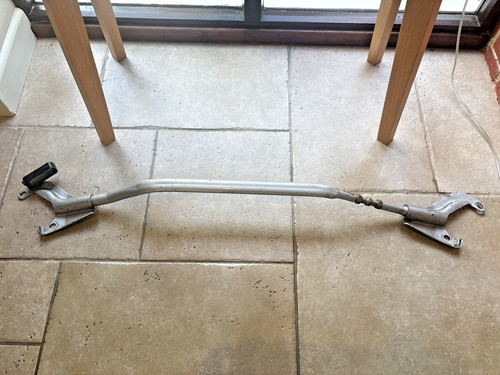 Front strut brace tower bar - front,