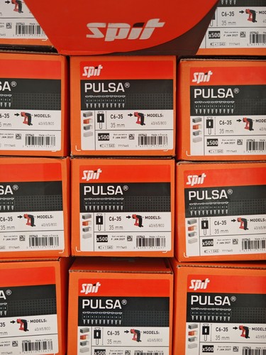 Spit pulsa nails - spit, with