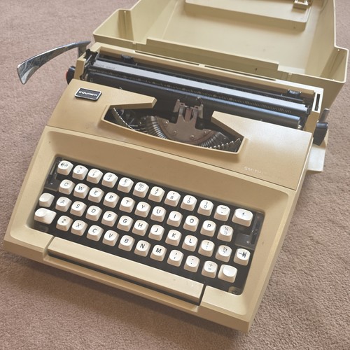 Smith corona courier vintage - corona,