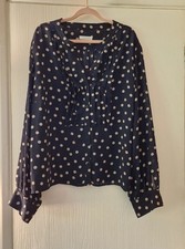 Beautiful Windsmoor Polka Dot