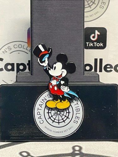 Mickey mouse pin badge - pin, top