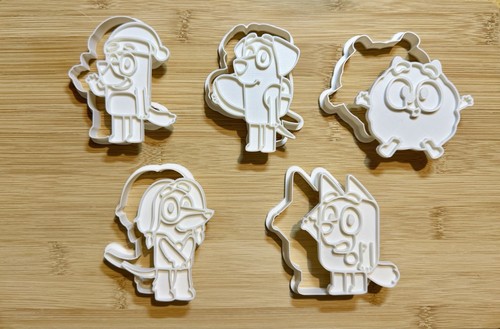 Bluey cookie cutters - bluey, &