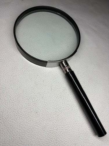 Handheld magnifying glass - 4",